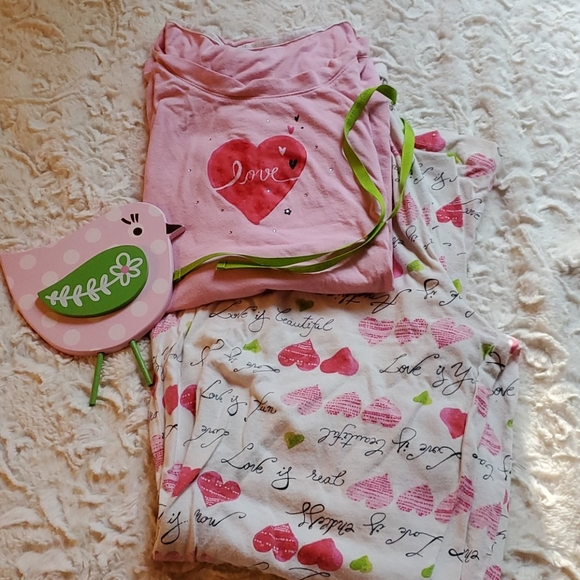 HUE Other - GUC Hue 2 pc. M Sleepwear